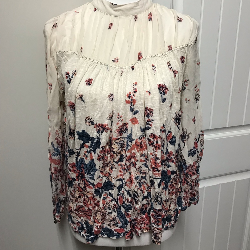 Lucky Brand Long Sleeved Blouse Size Medium